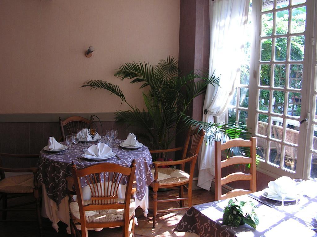Hotel Restaurant Henri IV Eauze Luaran gambar